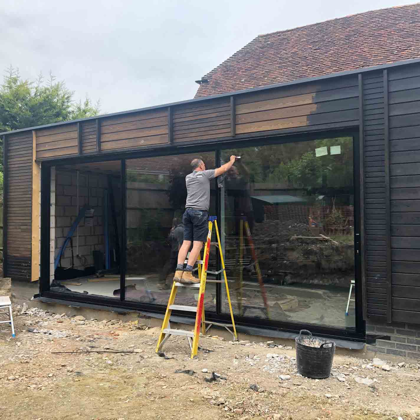 modern-extension-sliding-doors